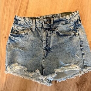 Size 6 jean shorts new with tags